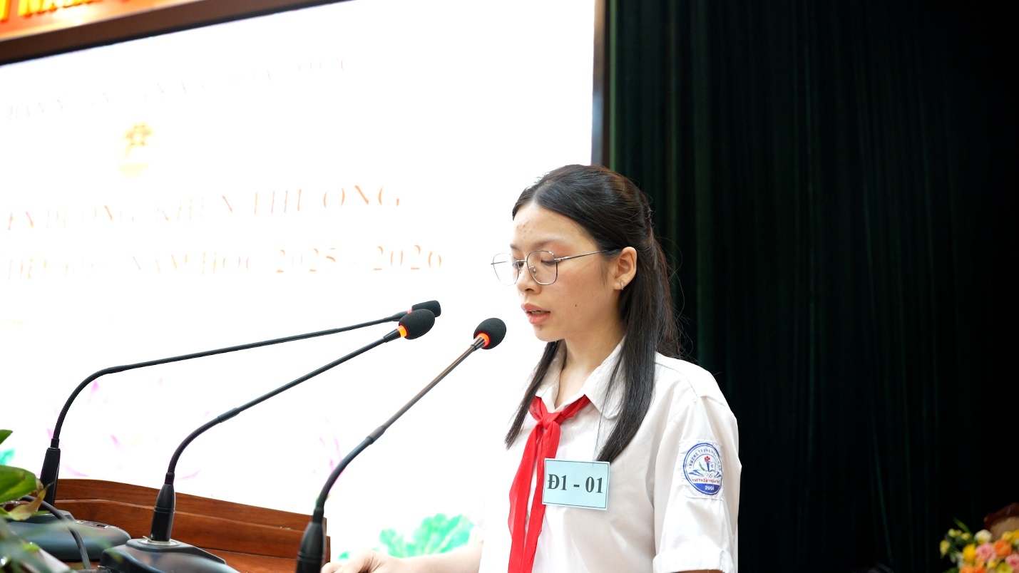 Hoài Đức trang trọng lễ tuyên dương, khen thưởng học sinh tiêu biểu năm học 2025 - 2026- Ảnh 7.