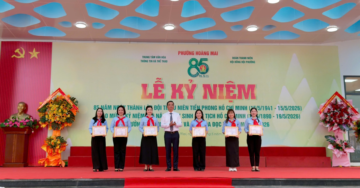 TIỂU HỌC THỊNH LIỆT ĐẠT THÀNH TÍCH ẤN TƯỢNG TRONG LỄ KỈ NIỆM 85 NĂM NGÀY THÀNH LẬP ĐỘI TNTP HỒ CHÍ MINH VÀ HƯỞNG ỨNG NGÀY SÁCH VÀ VĂN HÓA ĐỌC NĂM 2026- Ảnh 5.
