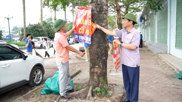 HOÀI ĐỨC: ĐỒNG LOẠT RA QUÂN CAO ĐIỂM, QUYẾT TÂM XÓA BỎ "ĐIỂM NGHẼN" TRẬT TỰ ĐÔ THỊ- Ảnh 4.