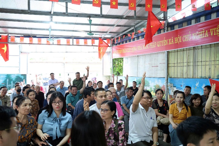 NGƯỜI LÍNH GIÀ, VÁC TÙ VÀ HÀNG TỔNG- Ảnh 4.