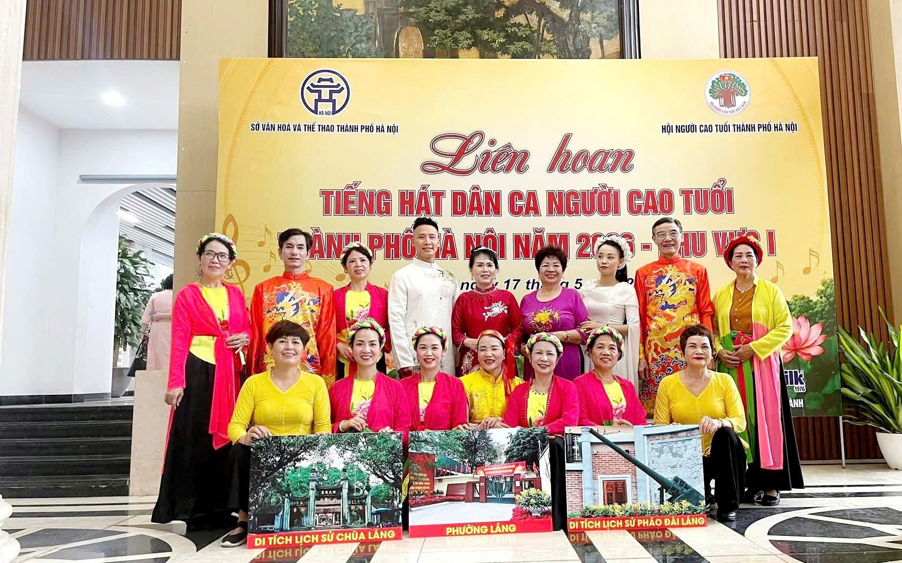 NGƯỜI CAO TUỔI PHƯỜNG LÁNG TỎA SÁNG TẠI LIÊN HOAN “TIẾNG HÁT DÂN CA NGƯỜI CAO TUỔI THÀNH PHỐ HÀ NỘI”