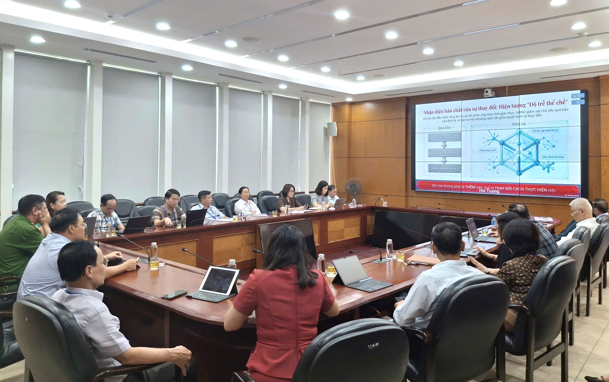 HĐND phường Việt Hưng tham gia hội nghị bồi dưỡng kiến thức, kỹ năng hoạt động của đại biểu Hội đồng nhân dân các cấp thành phố Hà Nội năm 2026 - Ảnh 3.
