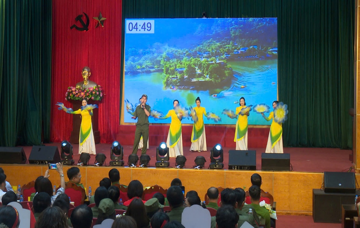 CÔNG AN XÃ KIM ANH GIÀNH GIẢI BA TRONG CUỘC THI LỰC LƯỢNG BẢO VỆ AN NINH CƠ SỞ GIỎI TẠI HỘI THI CỤM SỐ 8 – THÀNH PHỐ HÀ NỘI- Ảnh 1.