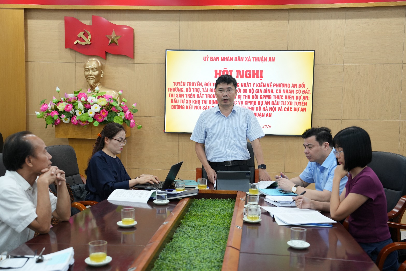 Xã Thuận An tuyên truyền, đối thoại, thống nhất ý kiến về phương án bồi thường, hỗ trợ tái định cư đối với 8 hộ gia đình, cá nhân có đất, tài sản trên đất trong phạm vi bị thu hồi GPMB thực hiện dự án- Ảnh 2.