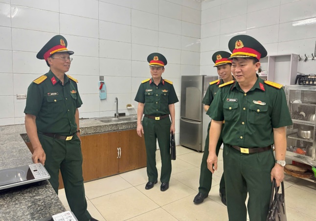 Đoàn kiểm tra của Bộ Tư lệnh Thủ đô Hà Nội về thăm kiểm tra và làm việc tại Ban CHQS xã Hoài Đức- Ảnh 7.