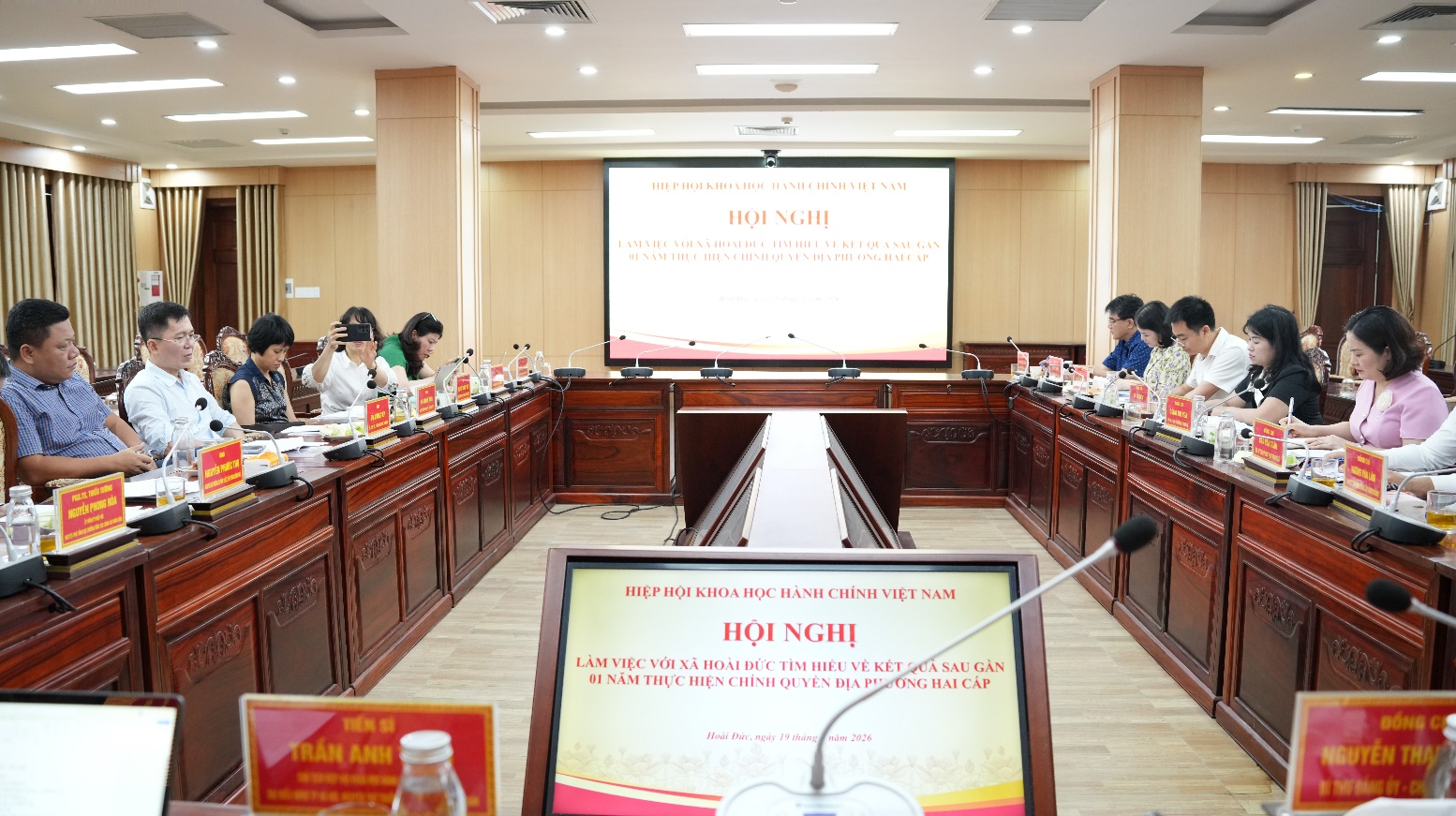 Hoài Đức làm việc với Đoàn khảo sát Hiệp hội Khoa học Hành chính Việt Nam- Ảnh 1.