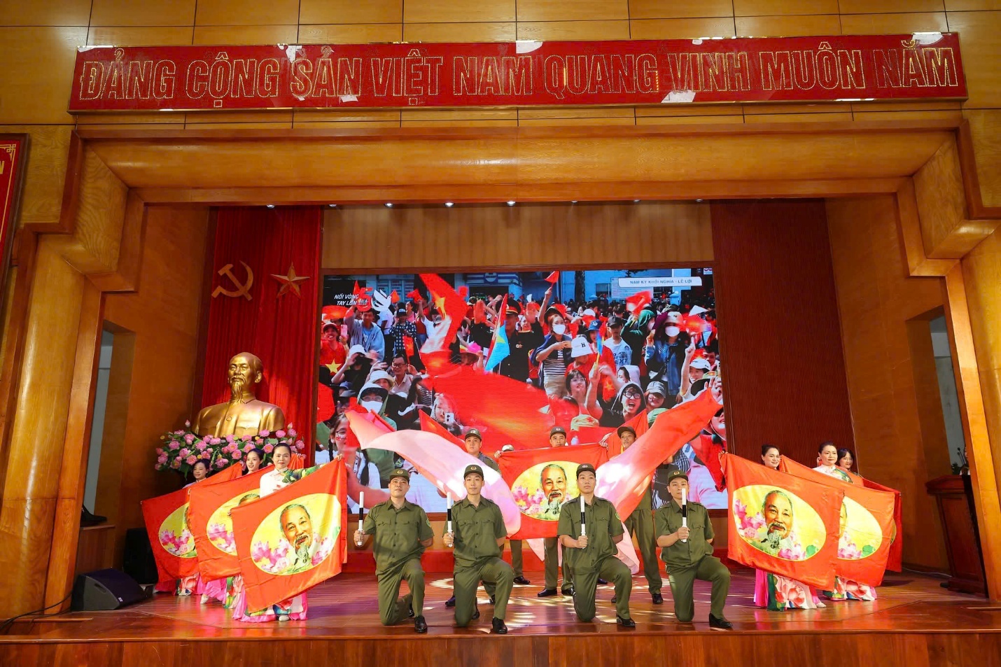 Phường Nghĩa Đô đạt Giải Nhì Hội thi lực lượng tham gia bảo vệ an ninh, trật tự giỏi năm 2026- Ảnh 2.