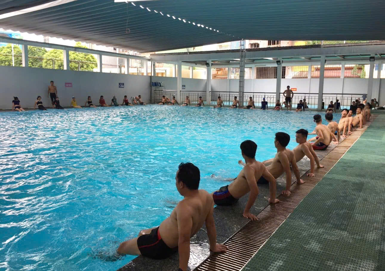 SÔI NỔI CÁC HOẠT ĐỘNG TẠI BỂ BƠI TRUNG TÂM DỊCH VỤ TỔNG HỢP XÃ HOÀI ĐỨC, GÓP PHẦN PHÒNG CHỐNG ĐUỐI NƯỚC CHO TRẺ EM- Ảnh 1.
