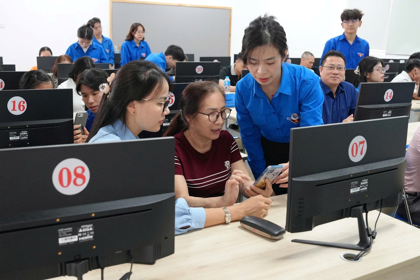 Phường Yên Sở đẩy mạnh cải cách hành chính Quyết tâm xây dựng chính quyền phục vụ nhân dân- Ảnh 2.