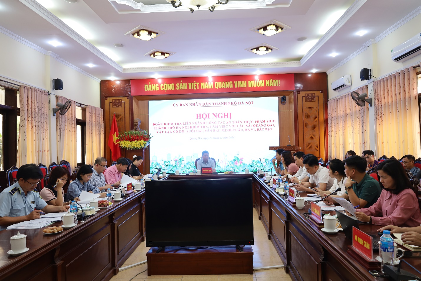 D:\Desktop\Hội nghị ATTP\IMG_7687.JPG
