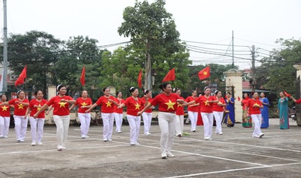 Xã Phú Xuyên xây dựng và thực hiện hương ước, quy ước của cộng đồng dân cư theo Nghị định số 61/2023/NĐ-CP
- Ảnh 1.