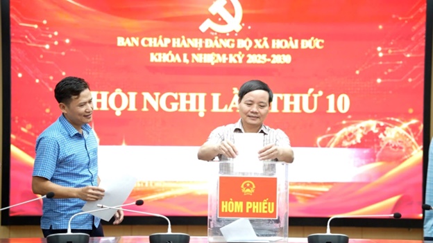 Hội nghị lần thứ 10 Ban chấp hành Đảng bộ xã Hoài Đức khóa I, nhiệm kỳ 2025 - 2030- Ảnh 5.