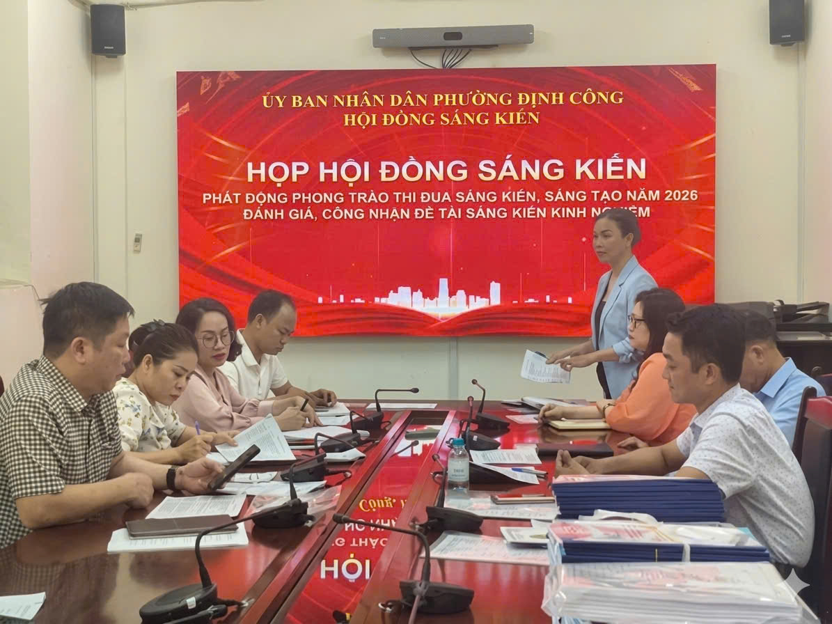 PHƯỜNG ĐỊNH CÔNG: ĐÁNH GIÁ, CHẤM ĐIỂM SÁNG KIẾN KINH NGHIỆM KHỐI GIÁO DỤC NĂM 2026- Ảnh 1.
