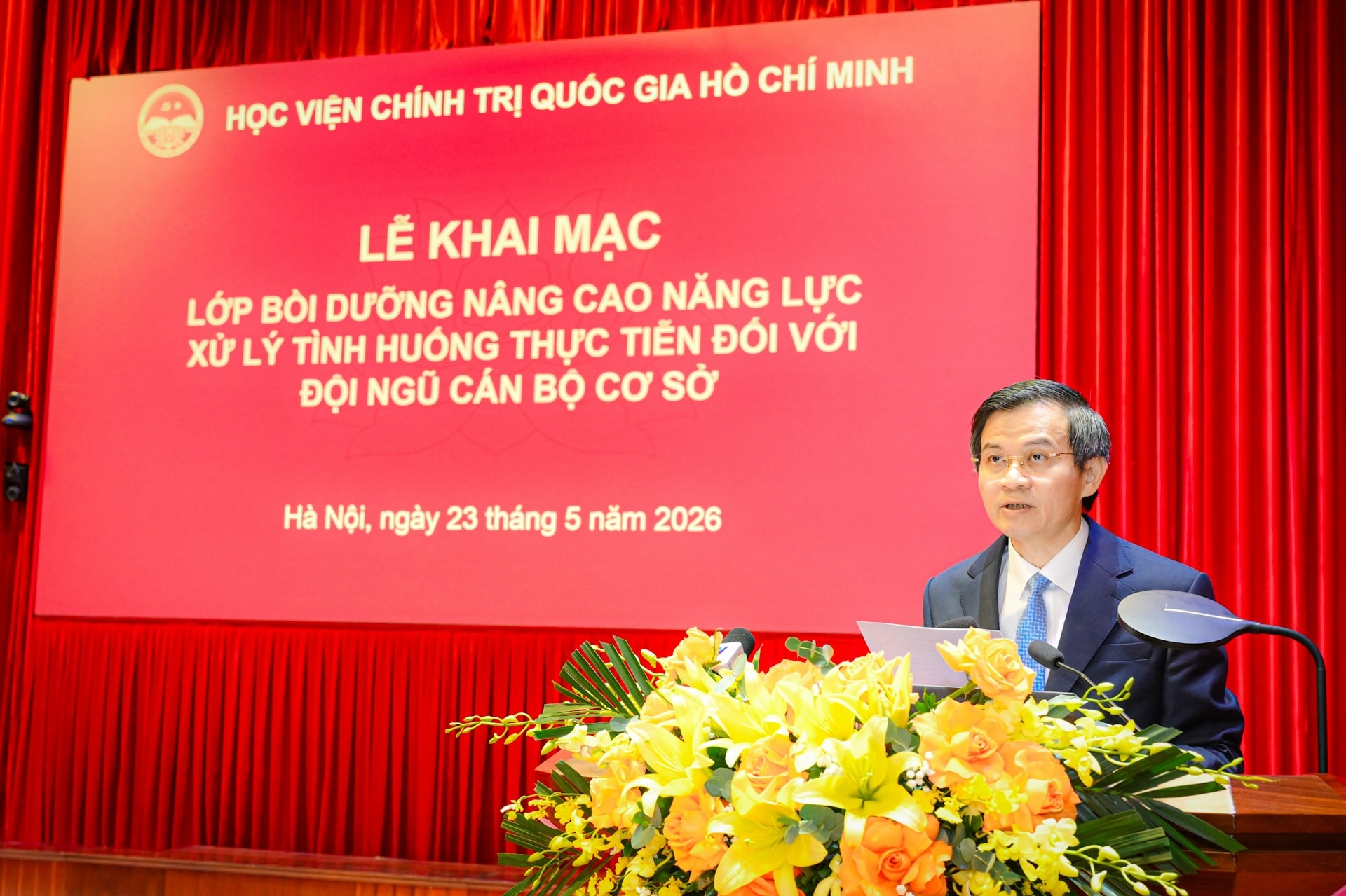 Đội ngũ cán bộ xã Nam Phù tham gia lớp bồi dưỡng nâng cao năng lực, xử lý tình huống thực tiễn bằng hình thức trực tuyến- Ảnh 3.