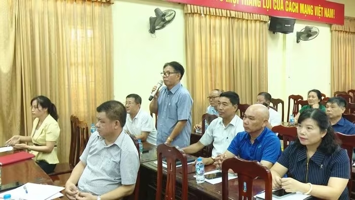 Dự án Quốc lộ 1A gần 162.000 tỷ đồng: Người dân đề xuất phương án đề bù
- Ảnh 2.