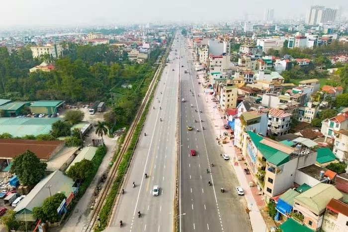 Dự án Quốc lộ 1A gần 162.000 tỷ đồng: Người dân đề xuất phương án đề bù
- Ảnh 1.