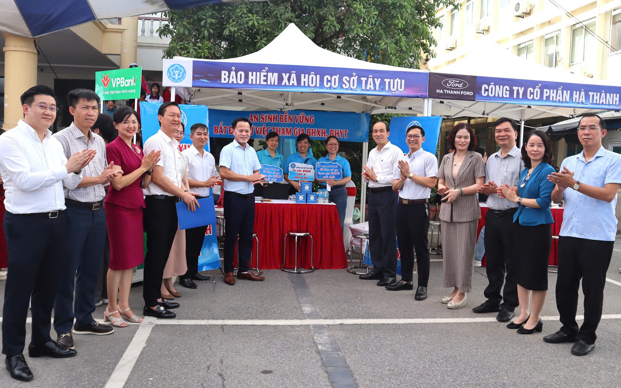 Ngày hội tư vấn, giao dịch việc làm - Cầu nối hiệu quả giữa người lao động và doanh nghiệp