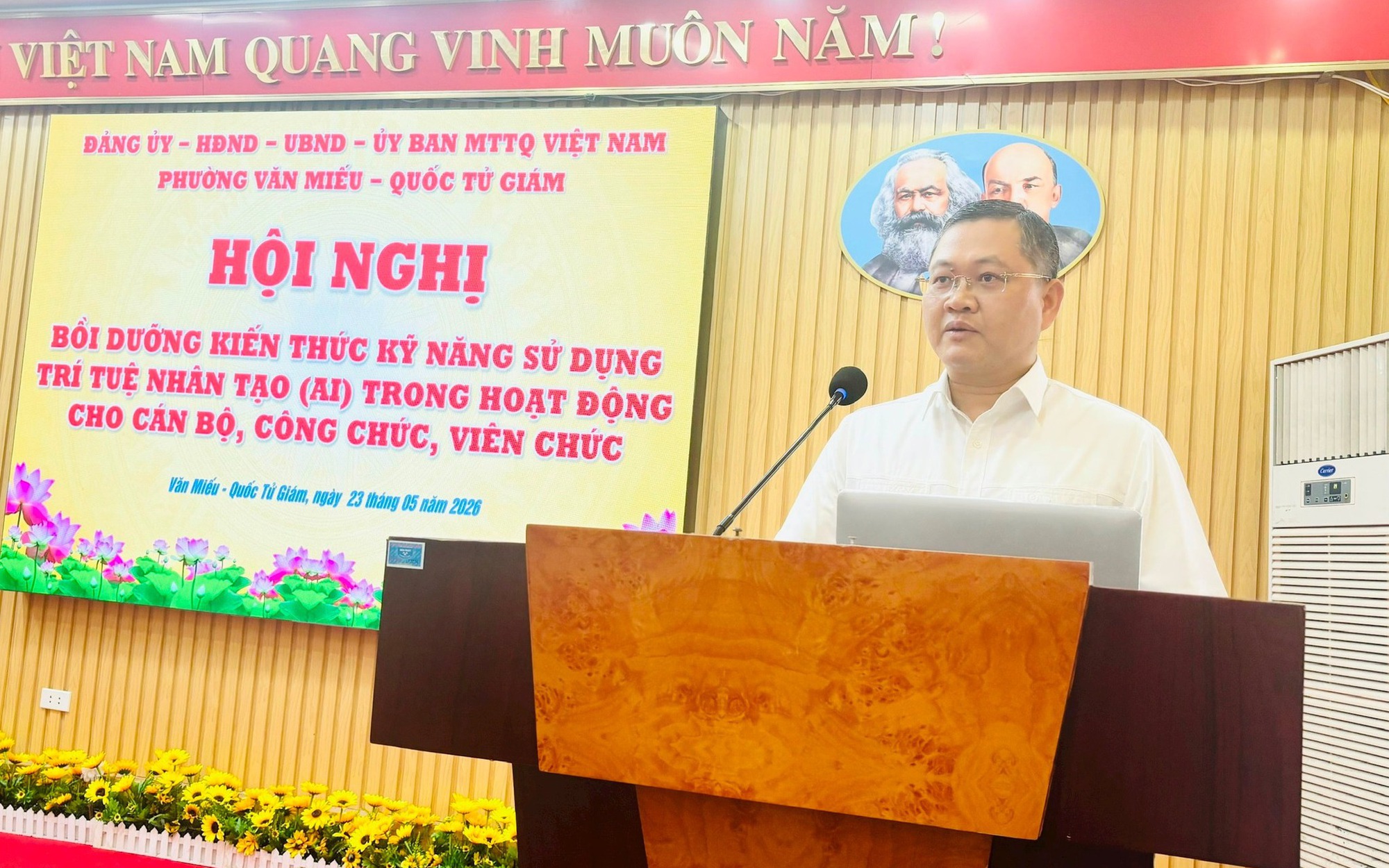 PHƯỜNG VĂN MIẾU - QUỐC TỬ GIÁM: NÂNG CAO KỸ NĂNG SỬ DỤNG AI HIỆU QUẢ CHO CÁN BỘ, CÔNG CHỨC
