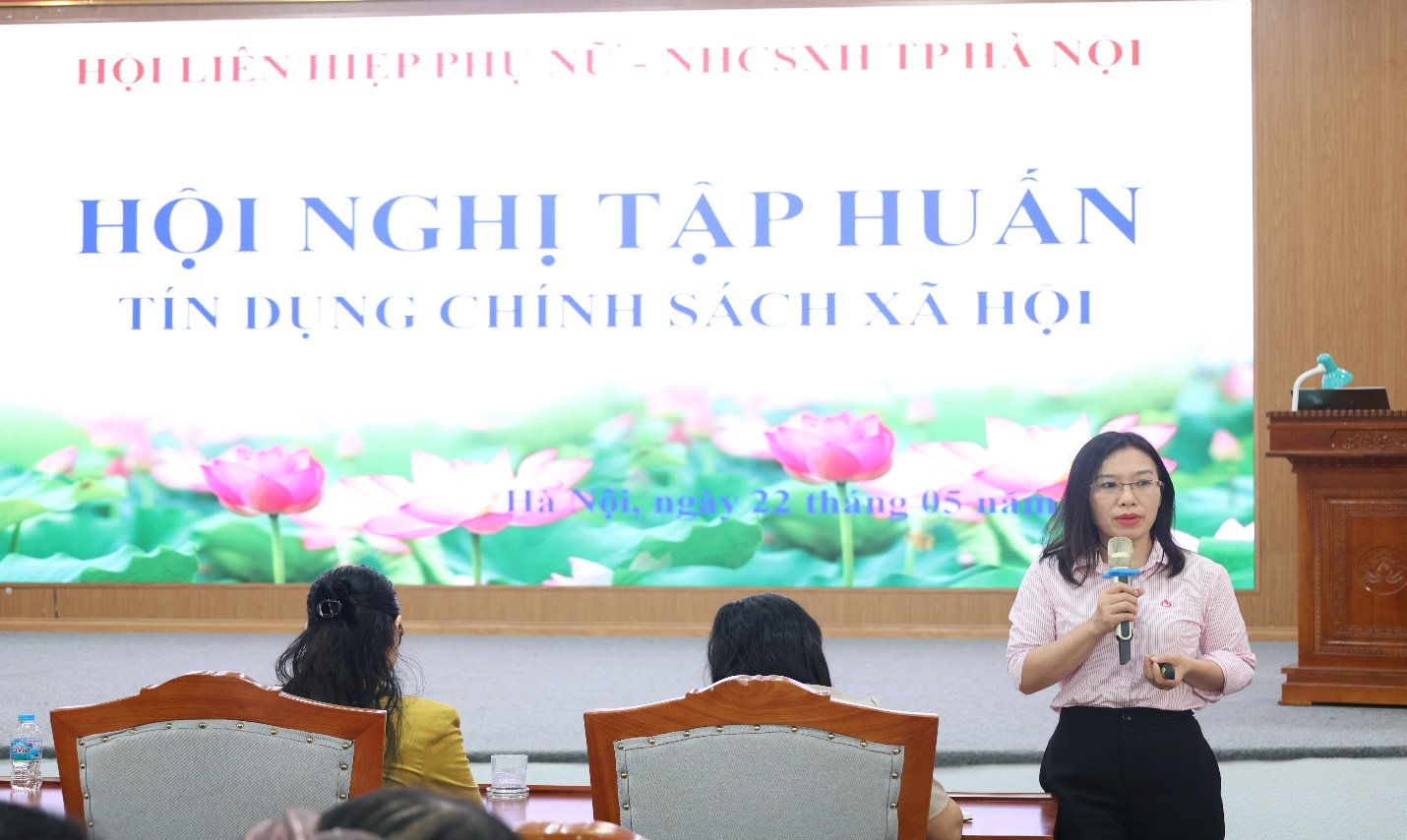 Hội LHPN thành phố Hà Nội tập huấn nghiệp vụ ủy thác Ngân hàng Chính sách xã hội và Ngân hàng Nông nghiệp và Phát triển nông thôn năm 2026 đối với các đơn vị trong Cụm thi đua số 06- Ảnh 3.