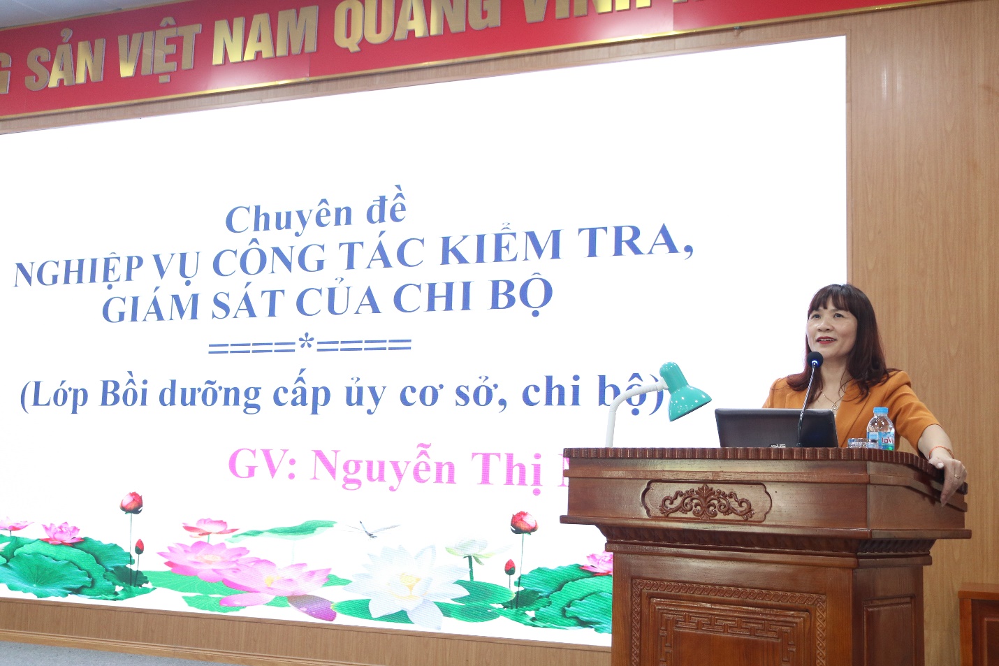 Mê Linh tổ chức lớp bồi dưỡng nghiệp vụ công tác kiểm tra, giám sát đối với tổ chức Đảng và đảng viên- Ảnh 2.