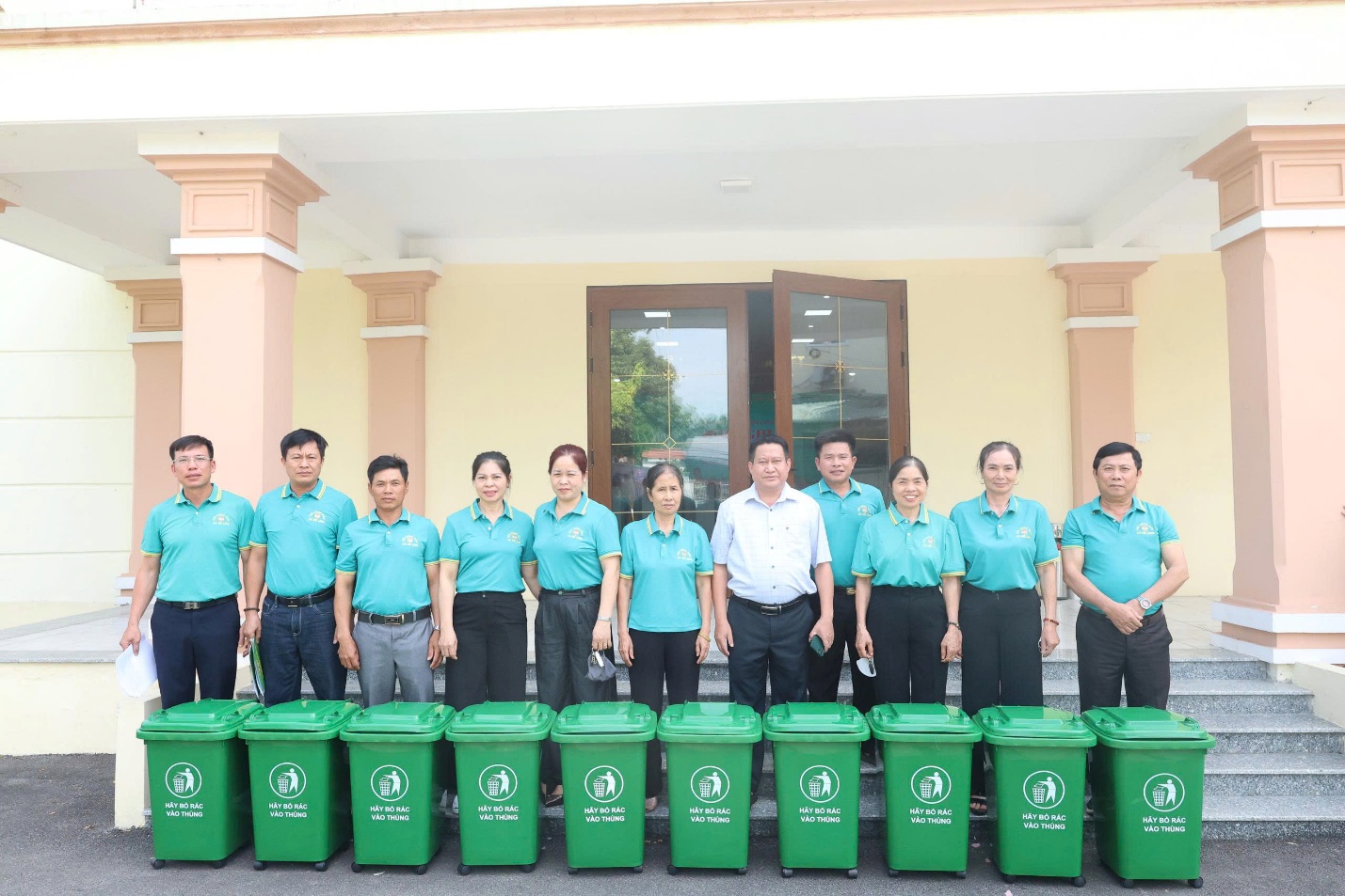 Hội Nông dân xã Mê Linh ra mắt Câu lạc bộ "Nông dân bảo vệ môi trường"- Ảnh 3.
