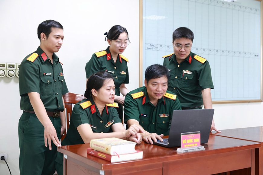 Nhận diện mưu đồ xuyên tạc lịch sử qua các sản phẩm nhân danh văn hóa nghệ thuật- Ảnh 2.