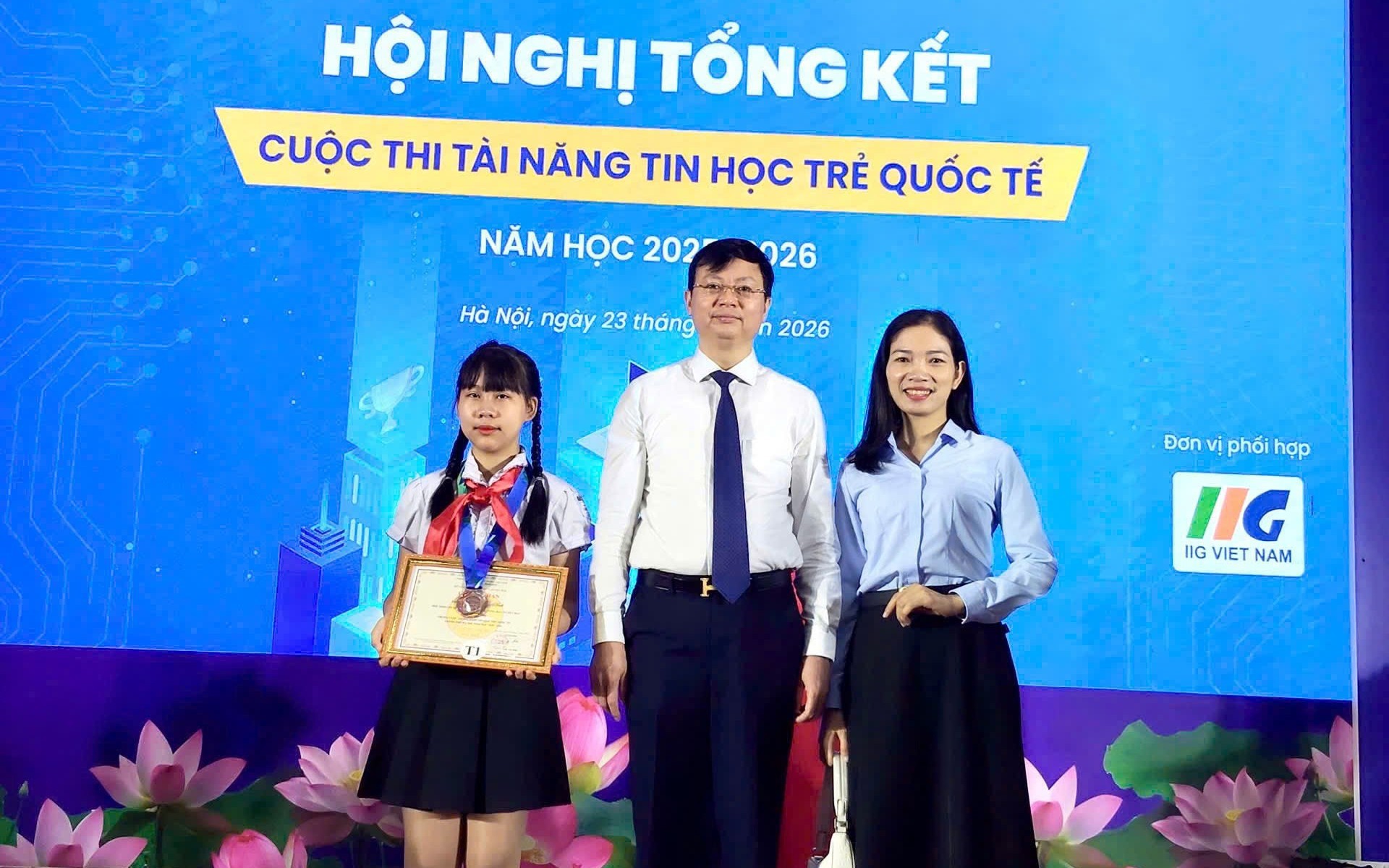 Lan tỏa đam mê công nghệ – khơi dậy tư duy sáng tạo: trường tiểu học Tòng Bạt rạng danh tại lễ tổng kết cuộc thi tài năng tin học trẻ quốc tế