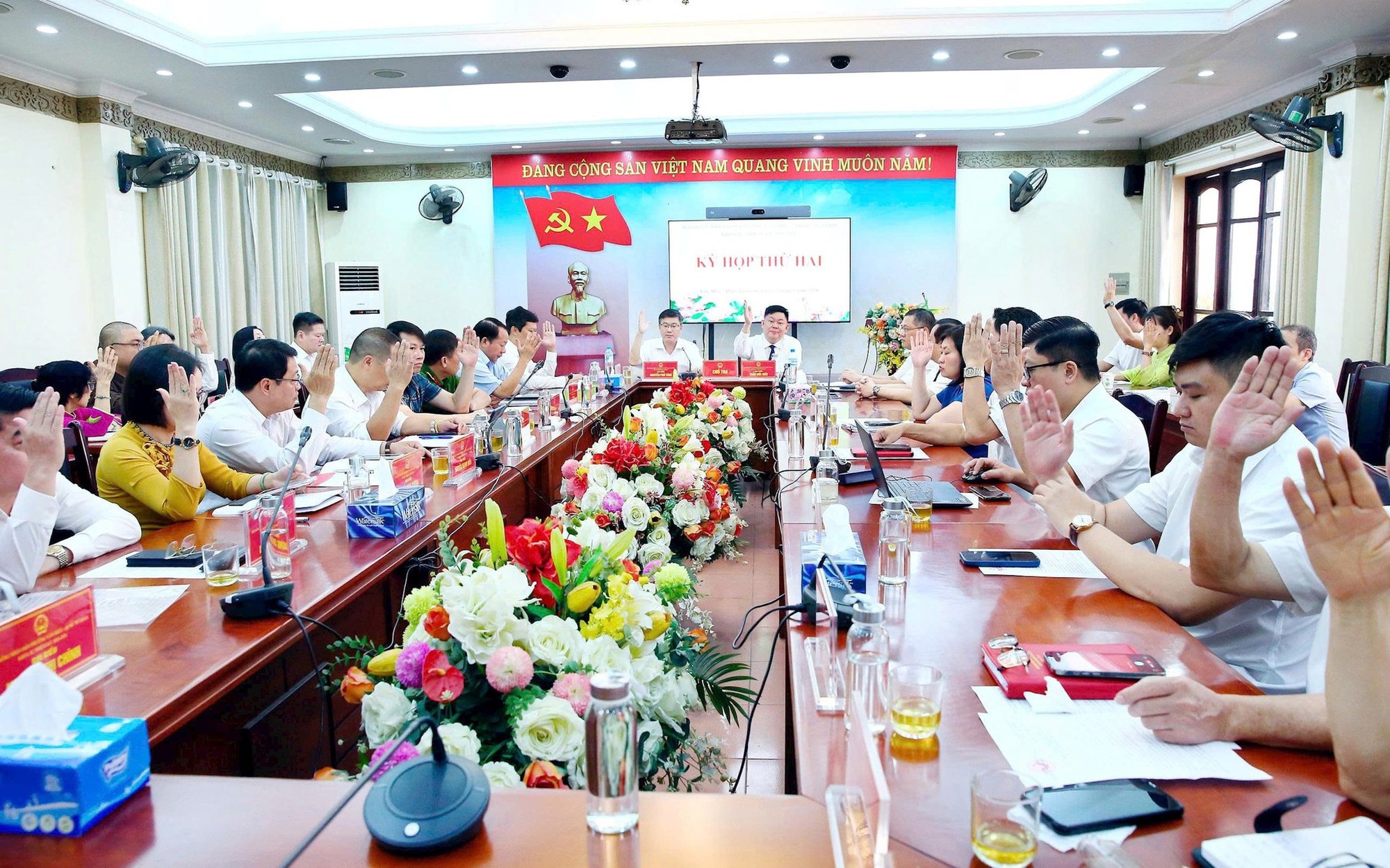 PHƯỜNG VĂN MIẾU - QUỐC TỬ GIÁM KIỆN TOÀN CÁC CHỨC DANH CÁN BỘ CHỦ CHỐT 