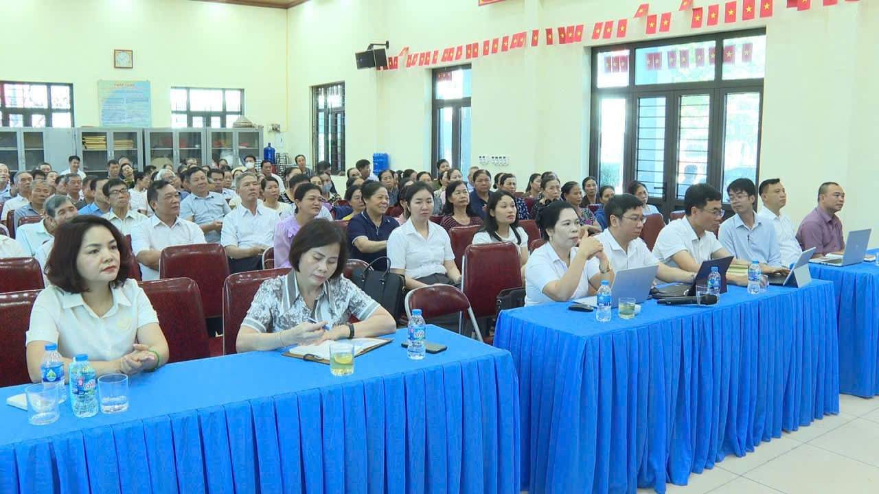 Đại biểu HĐND xã Đông Anh khoá II, nhiệm kỳ 2026 - 2031 tiếp xúc cử tri trước kỳ họp thường lệ giữa năm 2026- Ảnh 2.