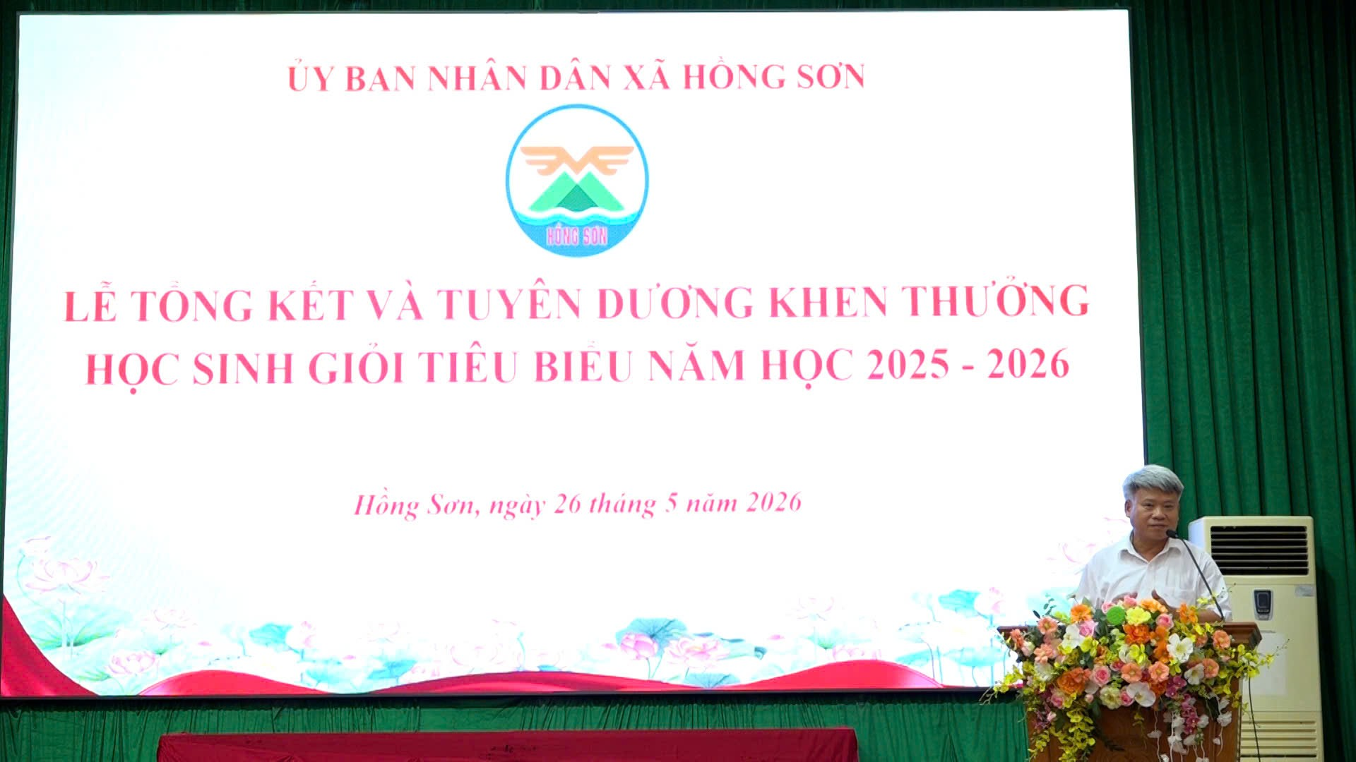 Hồng Sơn tổng kết và tuyên dương khen thưởng 57 học sinh giỏi tiêu biểu năm học 2025 - 2026- Ảnh 8.