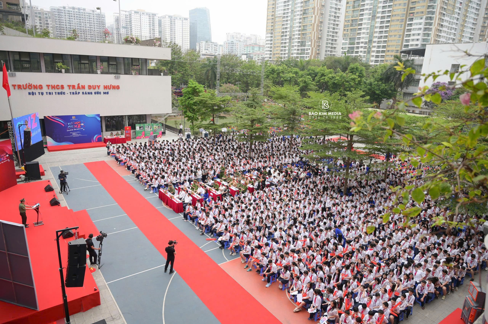 "Tiết học Gen Z" bùng nổ tại điểm cầu trung tâm Trường THCS Trần Duy Hưng- Ảnh 1.