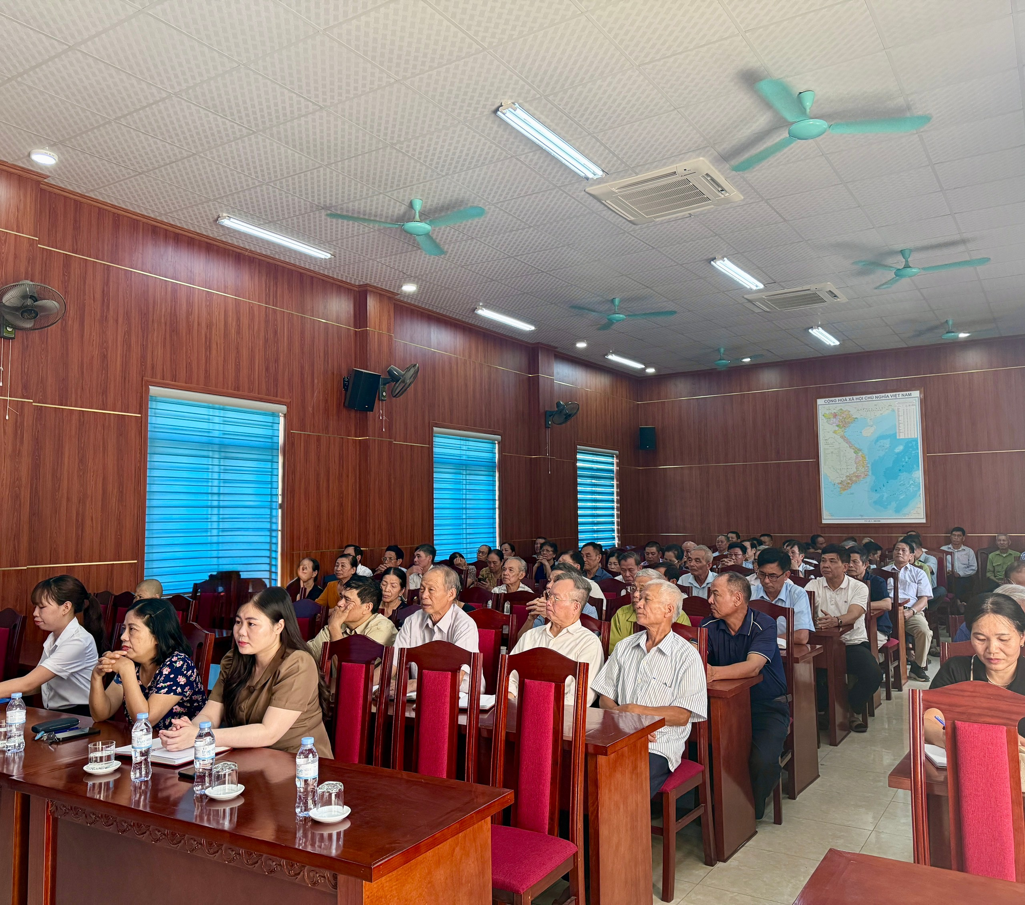 Lớp tập huấn công tác quản lý nhà nước về Di sản văn hóa trên địa bàn xã Đan Phượng năm 2026.- Ảnh 1.
