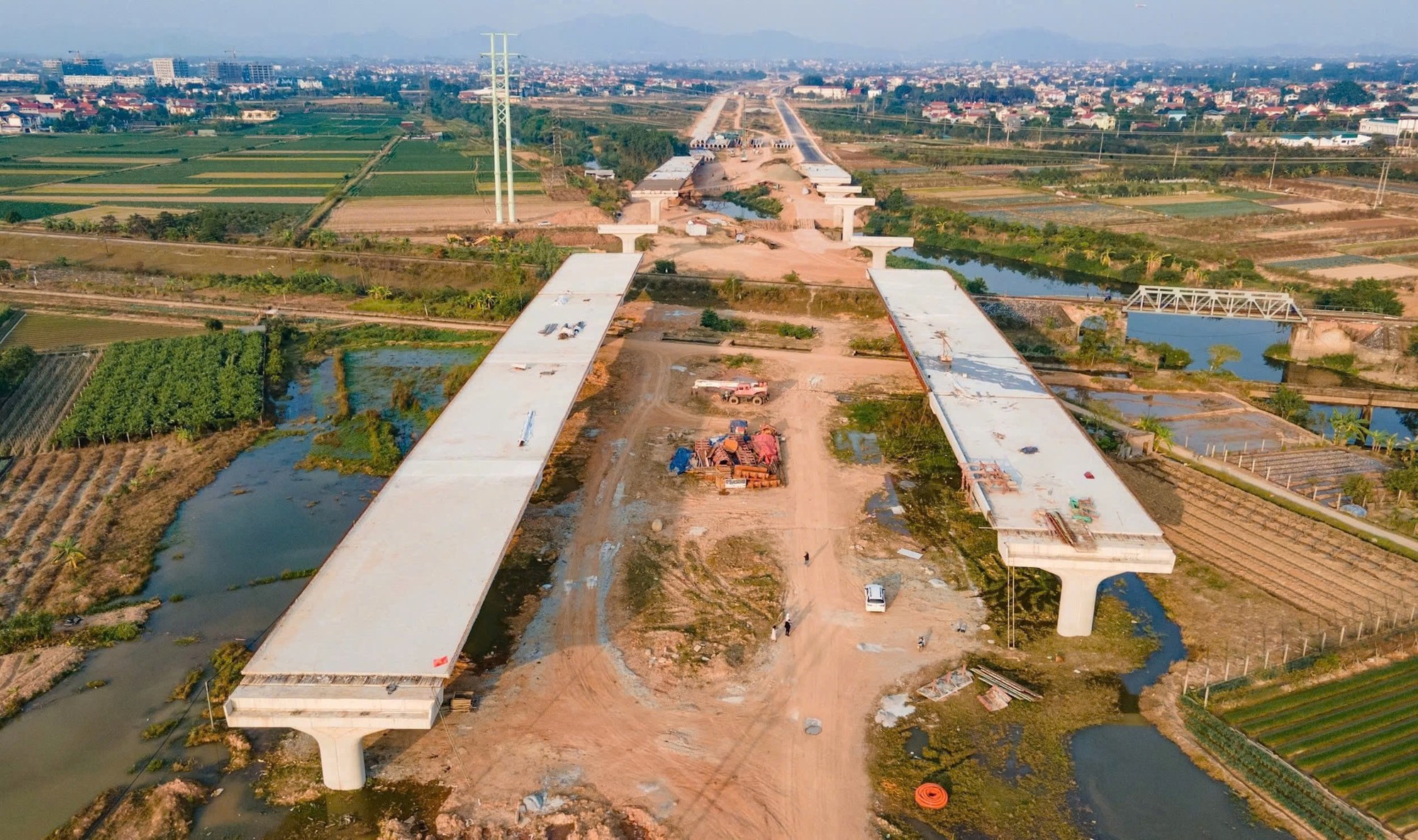 Kết nối hạ tầng, mở không gian phát triển mới cho Thủ đô- Ảnh 5.
