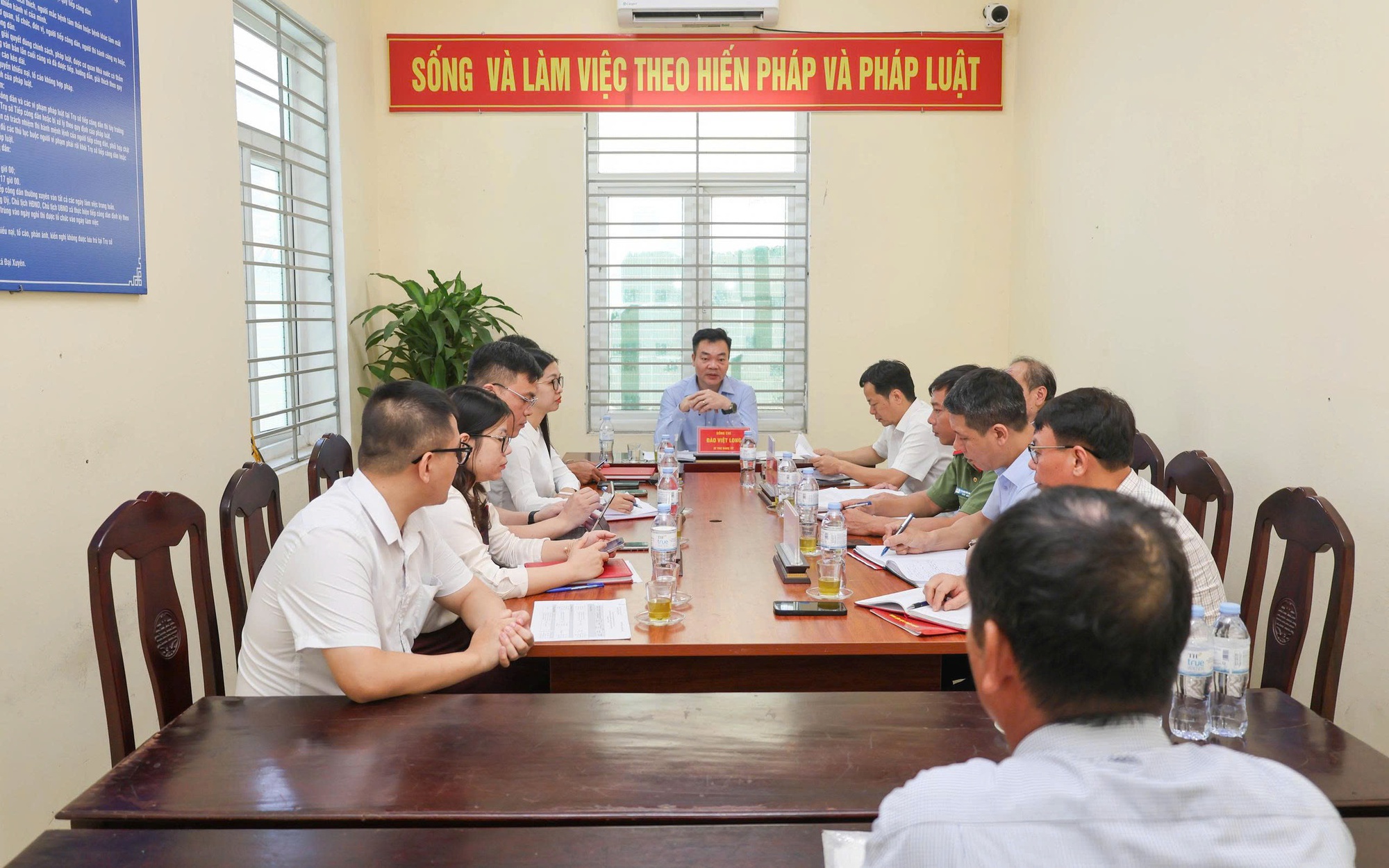 Bí thư Đảng ủy xã Đại Xuyên tiếp công dân: Giải quyết dứt điểm kiến nghị trên tinh thần 