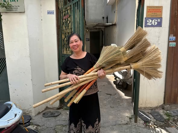 Hội LHPN phường tích cực ủng hộ Hội người mù – lan tỏa yêu thương, chia sẻ cộng đồng- Ảnh 2.