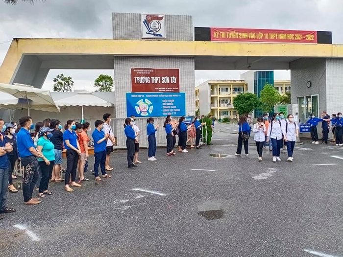 SƠN TÂY TRIỂN KHAI ĐỒNG BỘ CÁC ĐIỀU KIỆN PHỤC VỤ KỲ THI TUYỂN SINH LỚP 10 THPT VÀ KỲ THI TỐT NGHIỆP THPT NĂM 2026- Ảnh 1.