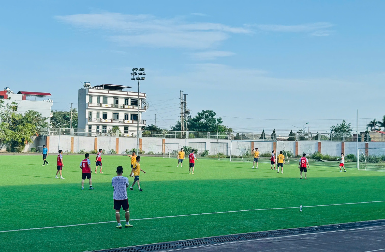 Bế mạc Giải bóng đá nam Công đoàn xã Hoài Đức lần thứ I năm 2026- Ảnh 2.