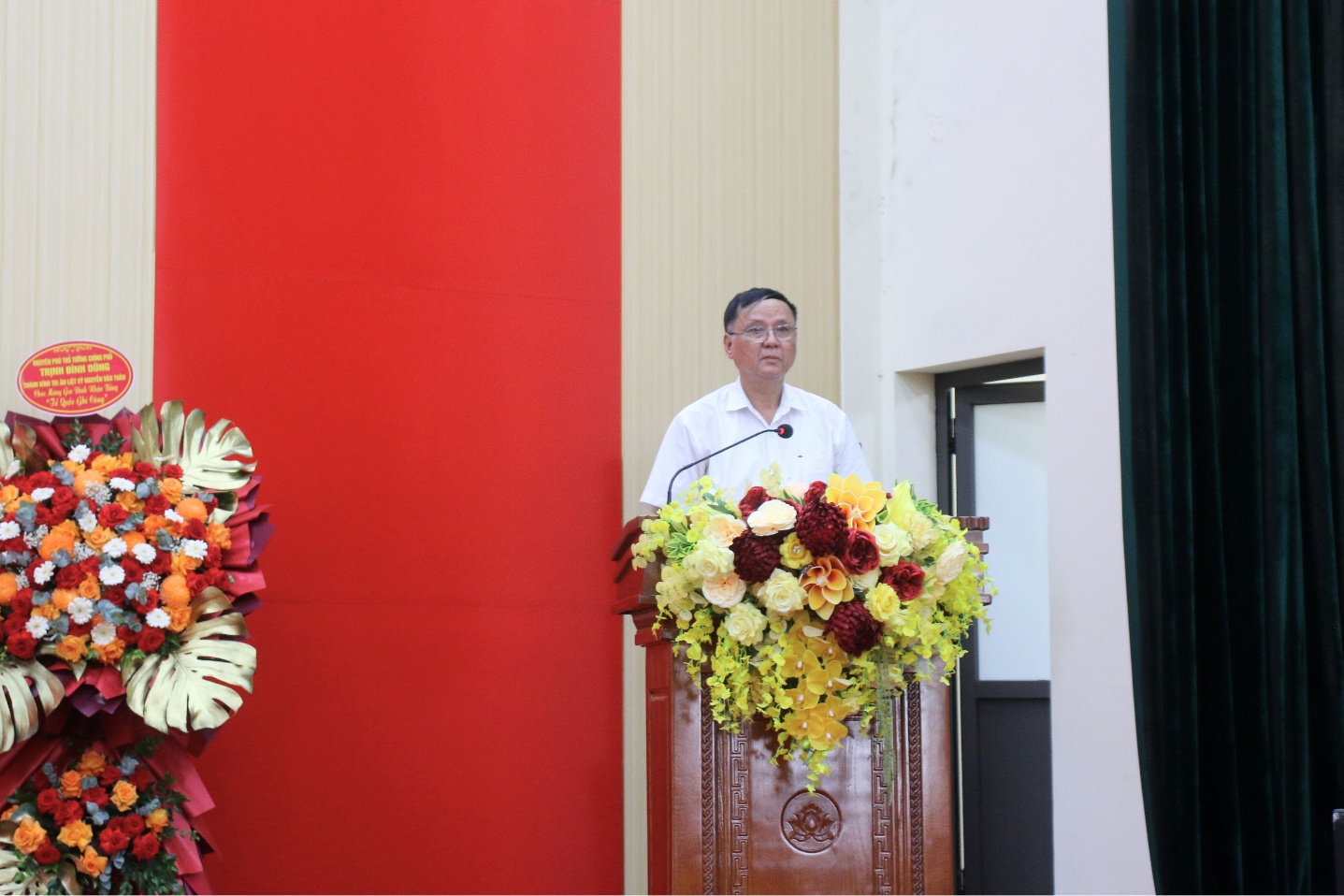UBND xã Tiến Thắng tổ chức Lễ công bố Quyết định của Thủ tướng Chính phủ và trao Bằng “Tổ quốc ghi công” cho gia đình liệt sĩ Nguyễn Văn Thân- Ảnh 3.
