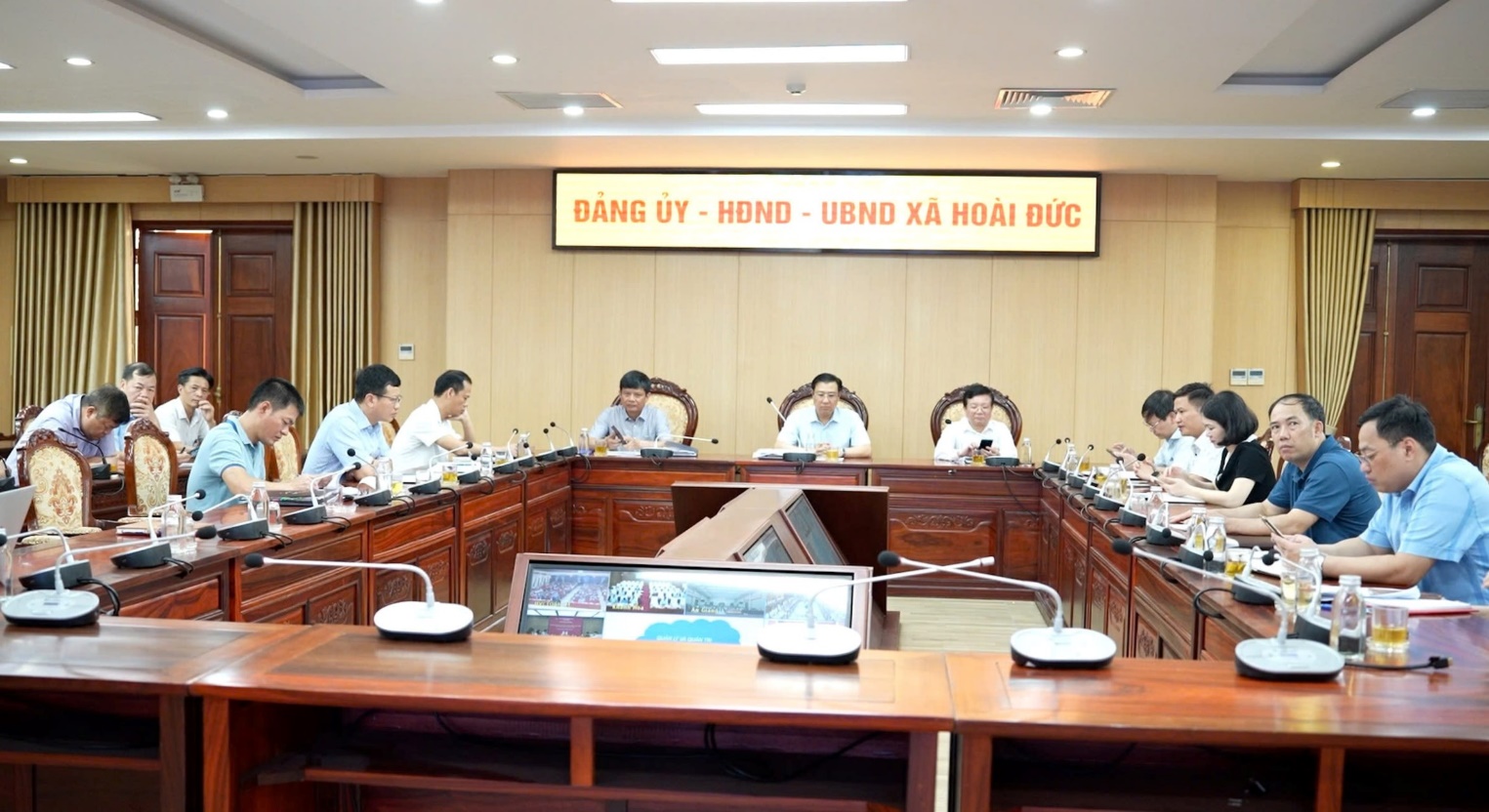 Hoài Đức dự trực tuyến lớp bồi dưỡng nâng cao năng lực xử lý tình huống thực tiễn đối với đội ngũ cán bộ cơ sở năm 2026- Ảnh 1.