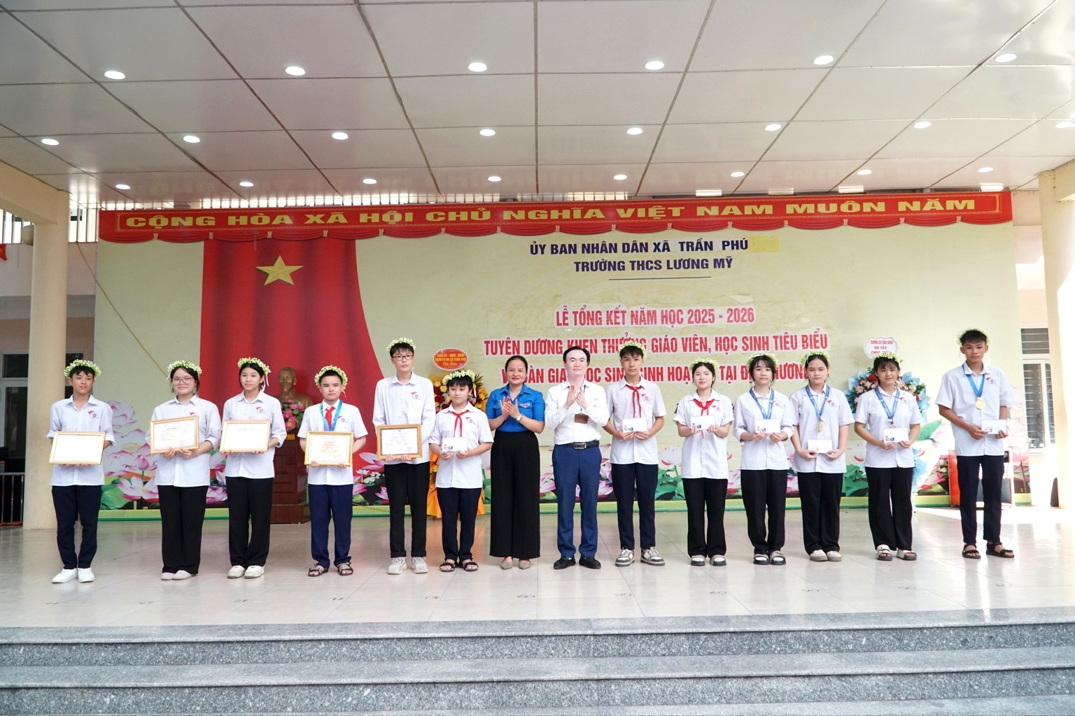 TRƯỜNG THCS LƯƠNG MỸ TỔNG KẾT NĂM HỌC 2025-2026, TUYÊN DƯƠNG GIÁO VIÊN, HỌC SINH TIÊU BIỂU- Ảnh 5.