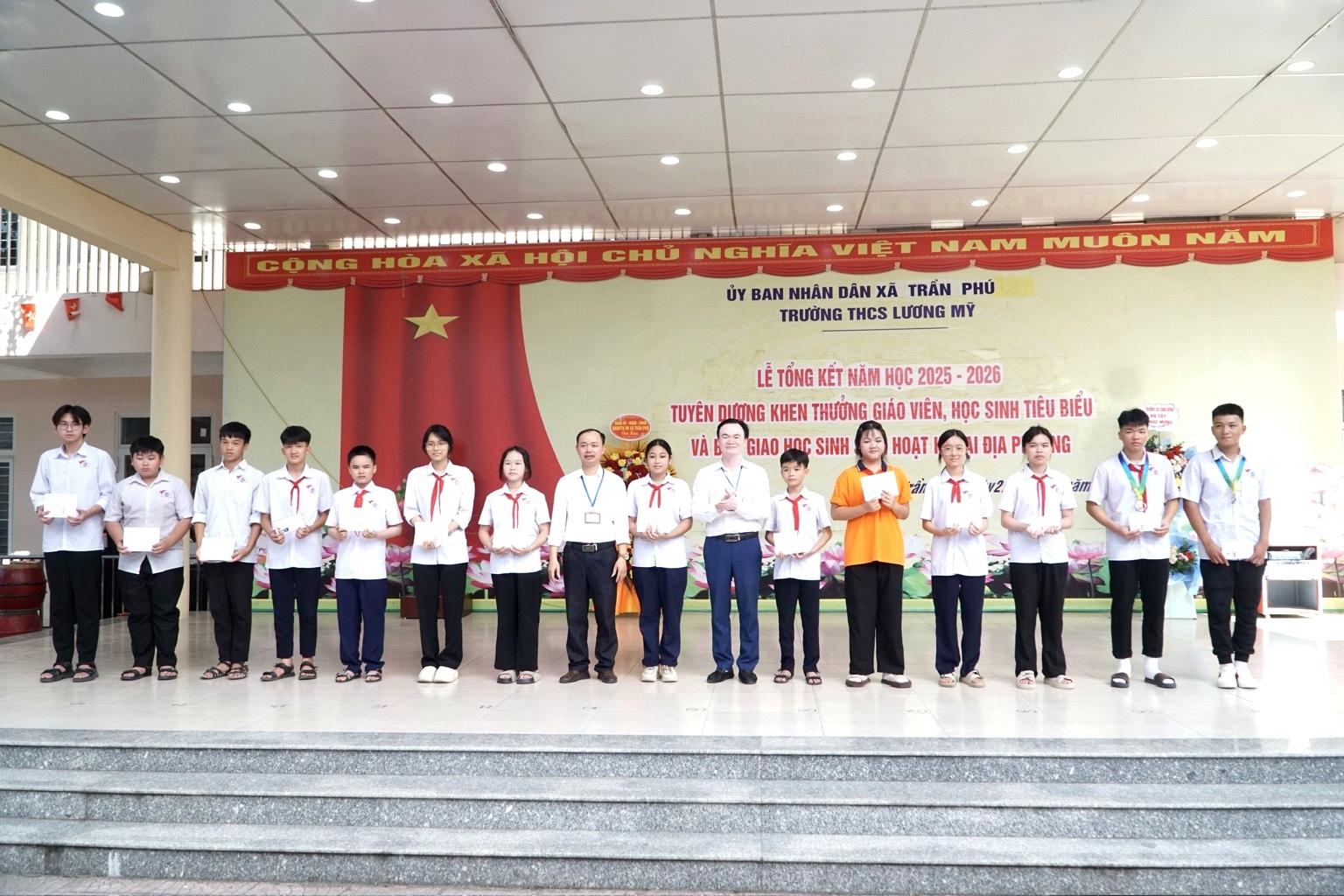 TRƯỜNG THCS LƯƠNG MỸ TỔNG KẾT NĂM HỌC 2025-2026, TUYÊN DƯƠNG GIÁO VIÊN, HỌC SINH TIÊU BIỂU- Ảnh 7.