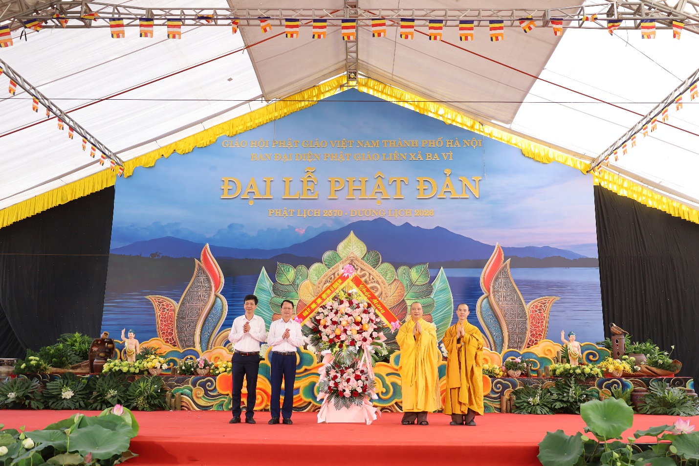 D:\Desktop\Đại lễ phật đản\IMG_8950.JPG