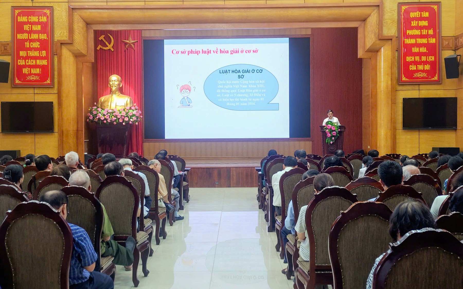 Phường Tây Hồ: Nâng cao năng lực cho đội ngũ hòa giải viên cơ sở và phổ biến triển khai Luật Thủ đô năm 2026