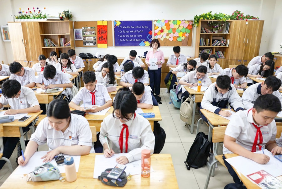 Thi vào lớp 10 trung học phổ thông:Nhiều cánh cửa để học sinh trưởng thành- Ảnh 1.