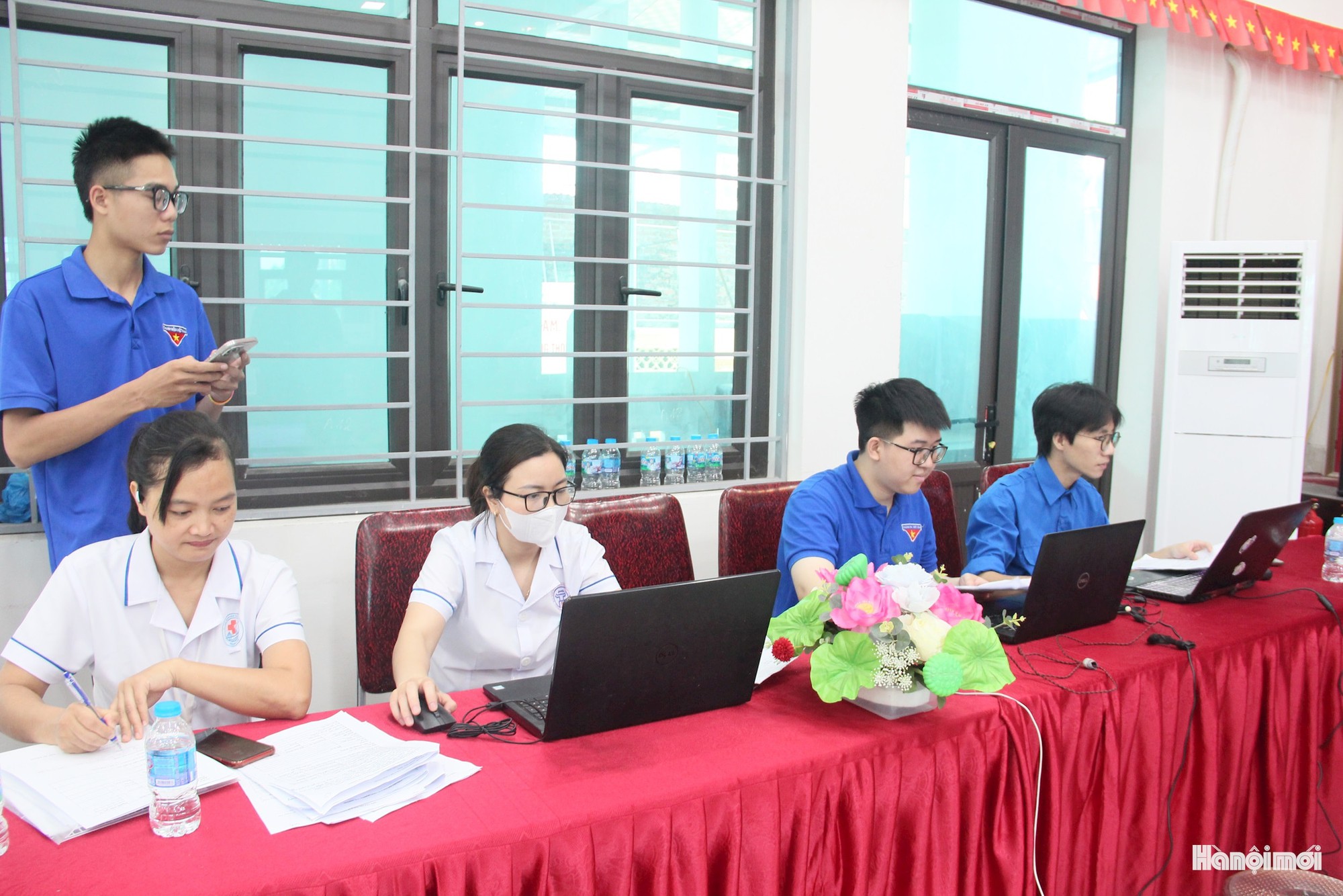 Hơn 600 người cao tuổi xã Vĩnh Thanh được khám, tư vấn sức khỏe miễn phí- Ảnh 4.