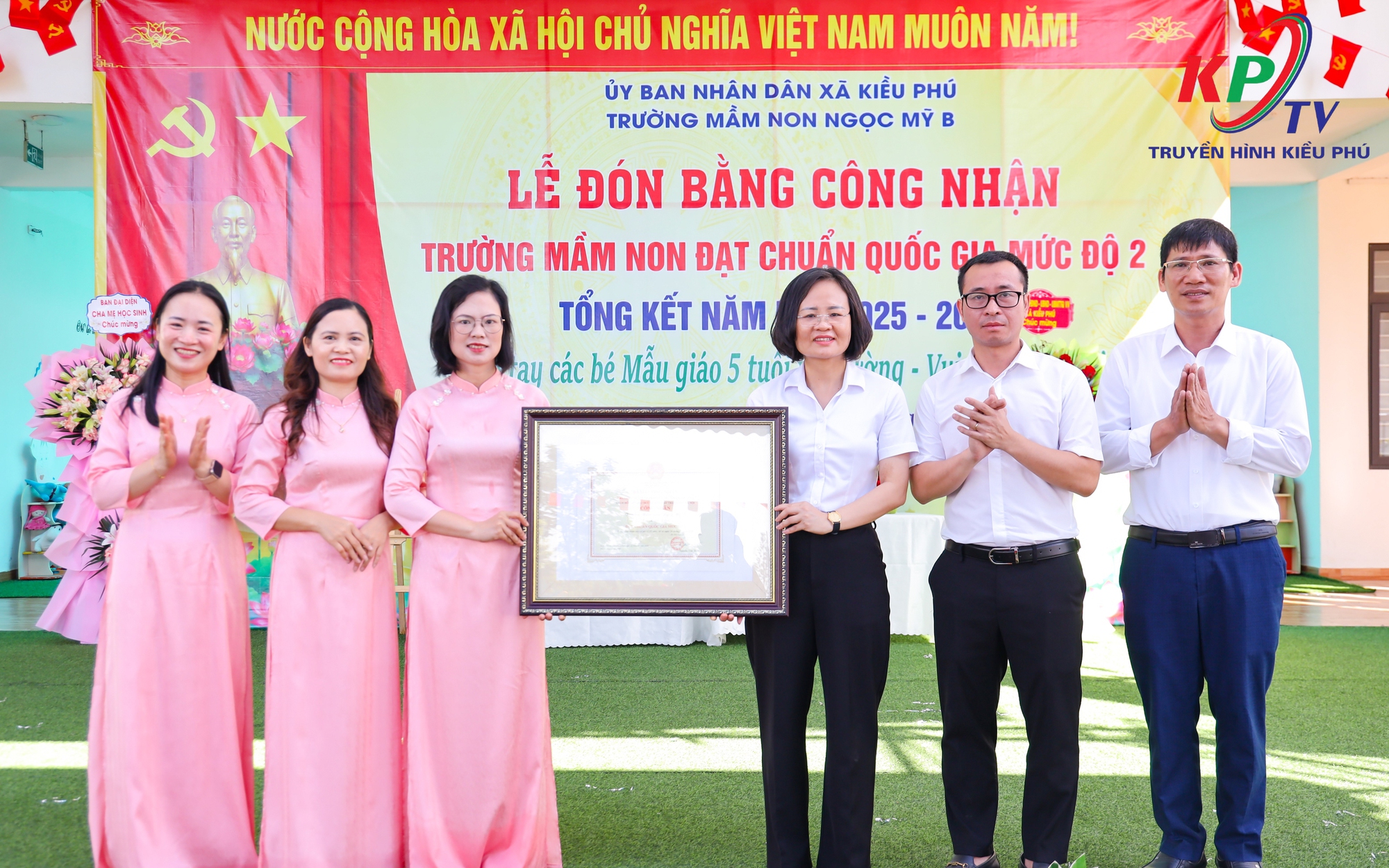 LỄ ĐÓN NHẬN BẰNG CÔNG NHẬN TRƯỜNG MẦM NON ĐẠT CHUẨN QUỐC GIA MỨC ĐỘ 2 VÀ TỔNG KẾT NĂM HỌC 2025 – 2026. CHIA TAY CÁC BÉ MẪU GIÁO 5 TUỔI RA TRƯỜNG – VUI TẾT THIẾU NHI 01/6