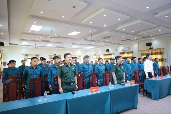 Quảng Oai khai mạc huấn luyện Dân quân cơ động năm 2026- Ảnh 5.