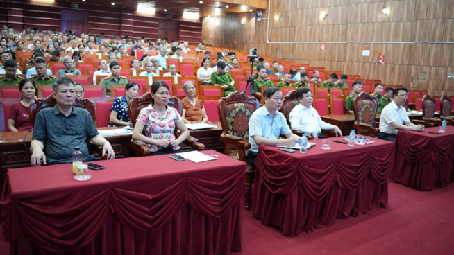 Ban Thường vụ Đảng ủy xã Hoài Đức tổ chức hội nghị nghiên cứu, học tập, triển khai thực hiện Nghị quyết số 02 của Bộ Chính trị và Chương trình hành động của Ban Thường vụ Thành ủy- Ảnh 2.