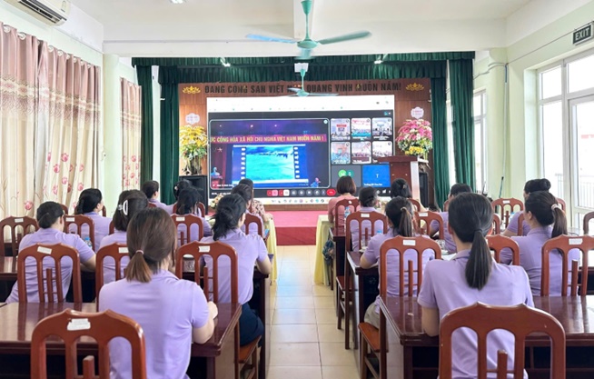 Ban Thường vụ Đảng ủy xã Hoài Đức tổ chức hội nghị nghiên cứu, học tập, triển khai thực hiện Nghị quyết số 02 của Bộ Chính trị và Chương trình hành động của Ban Thường vụ Thành ủy- Ảnh 8.