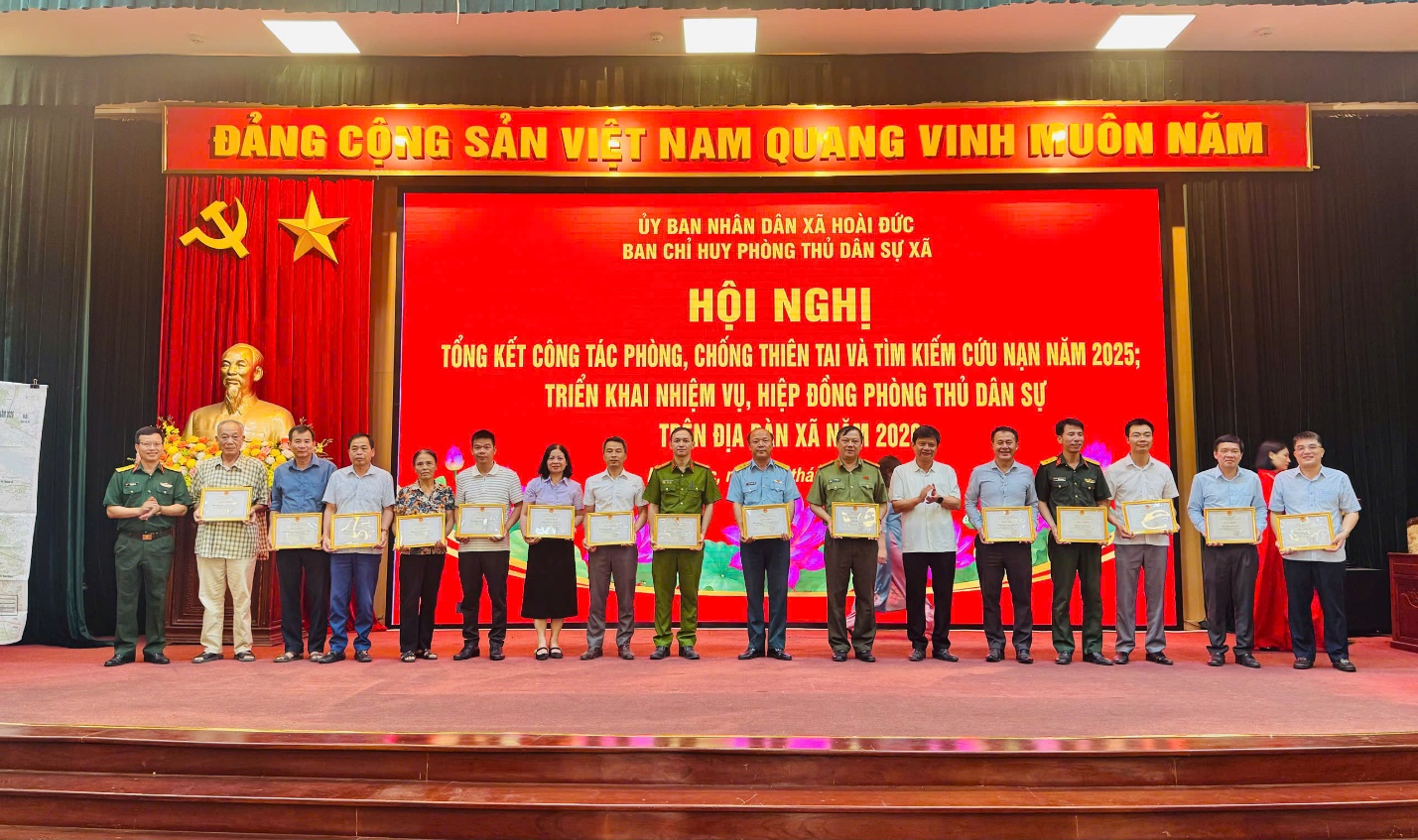 Hoài Đức 15 tập thể và 63 cá nhân có thành tích trong công tác phòng chống thiên tai và tìm kiếm cứu nạn năm 2025- Ảnh 10.